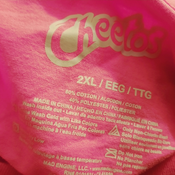 Women's Graphic T-shirt Size Plus 2XL Flaming Hot Cheetos Pink Short Sleeve - Picture 7 of 7